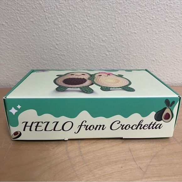 Crochetta Avocado Couple Crochet Kit Craft Gift - Picture 3 of 6